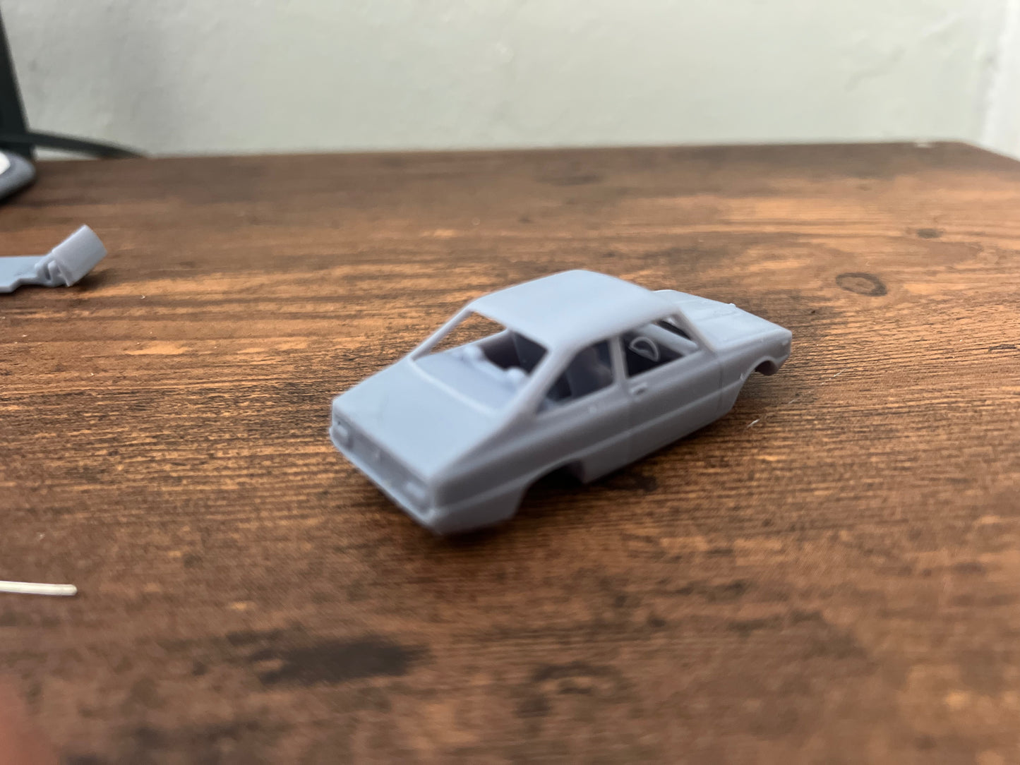Mazda 1200 1/64 Recina